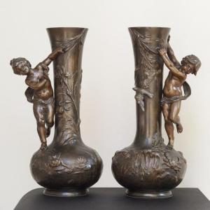 Paire De Vase En Regule Patinés Bronze De H. Moreau