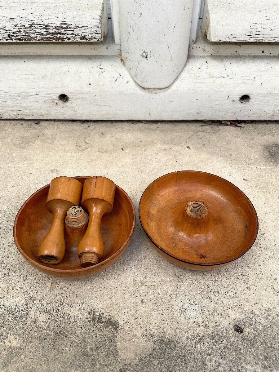 19th Century Yew Wood Travel Candlesticks-photo-3