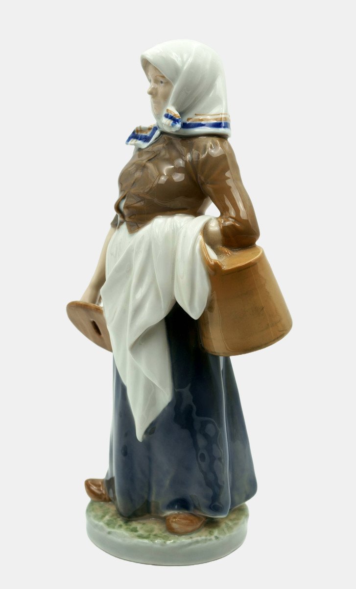 Royal Copenhagen Figurine de Christian Thomsen (1860-1921), Laitière-photo-2