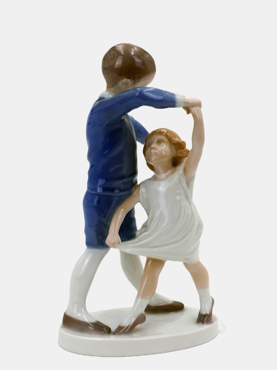 Bing & Gröndahl Figurine By Michaela Ahlmann, Dance School / - First Dance Steps -