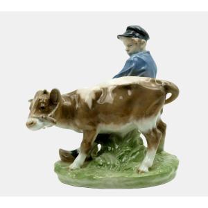 Royal Copenhagen Figurine By Christian Thomsen (1860-1921), Young Boy With Calf