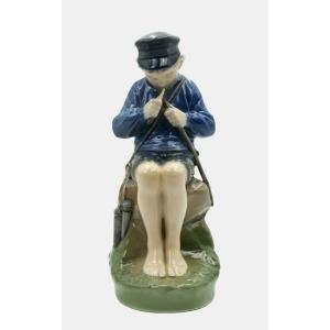 Royal Copenhagen Figurine By Christian Thomsen (1860-1921), Carving Boy