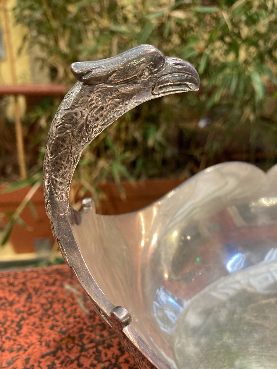 Silver Metal Basket With Eagle Head Handles-photo-2