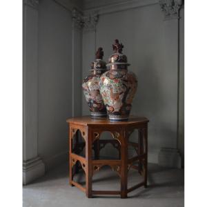 Paire De Grands Vases Imari 