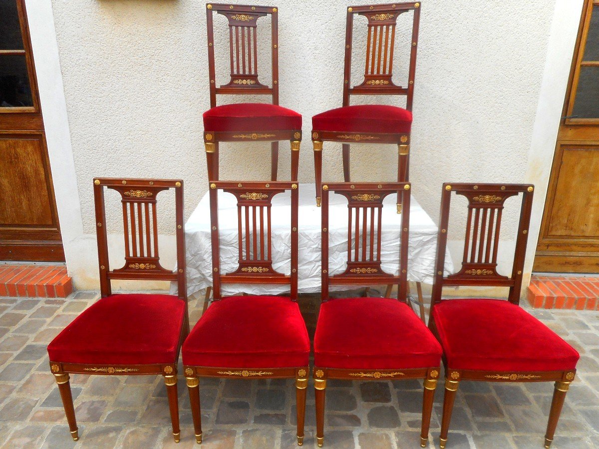 Suite De Six Chaises époque Empire En Acajou Et Bronze Doré 