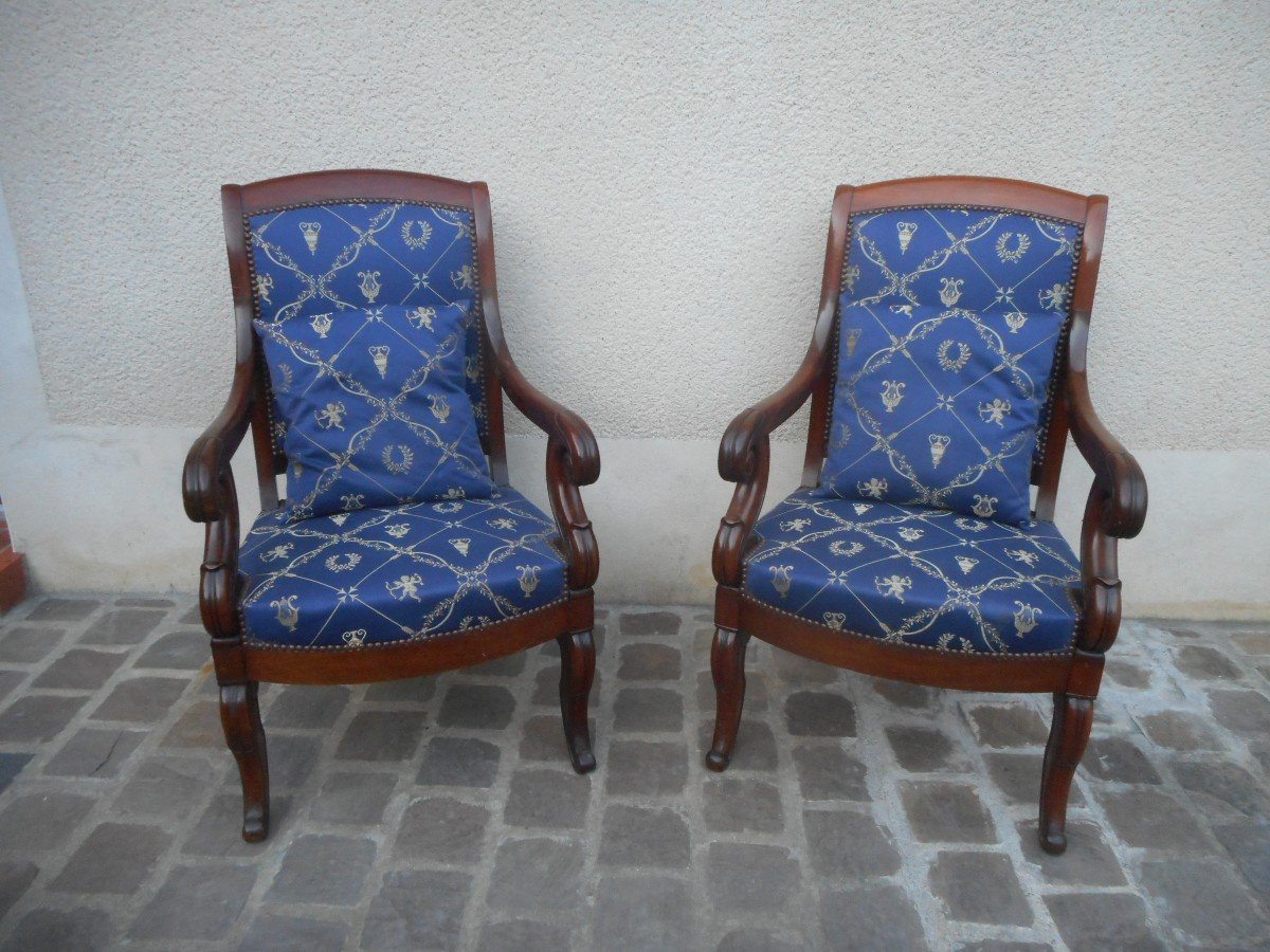 Series Of Four Restoration Period Armchairs In Cuban Mahogany-photo-4