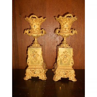 Pair Of Cassolettes XIXth Century To The Dragons In Gilded Bronze