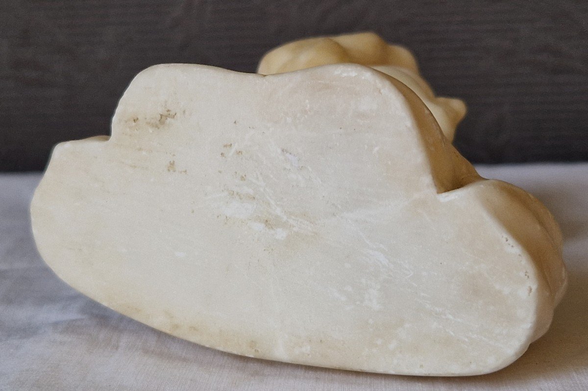 Small Alabaster Bust-photo-2