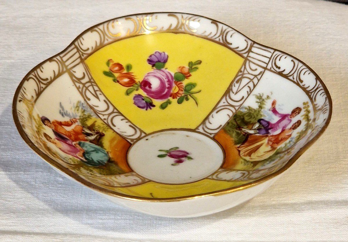 Meissen Porcelain Saucer -photo-2