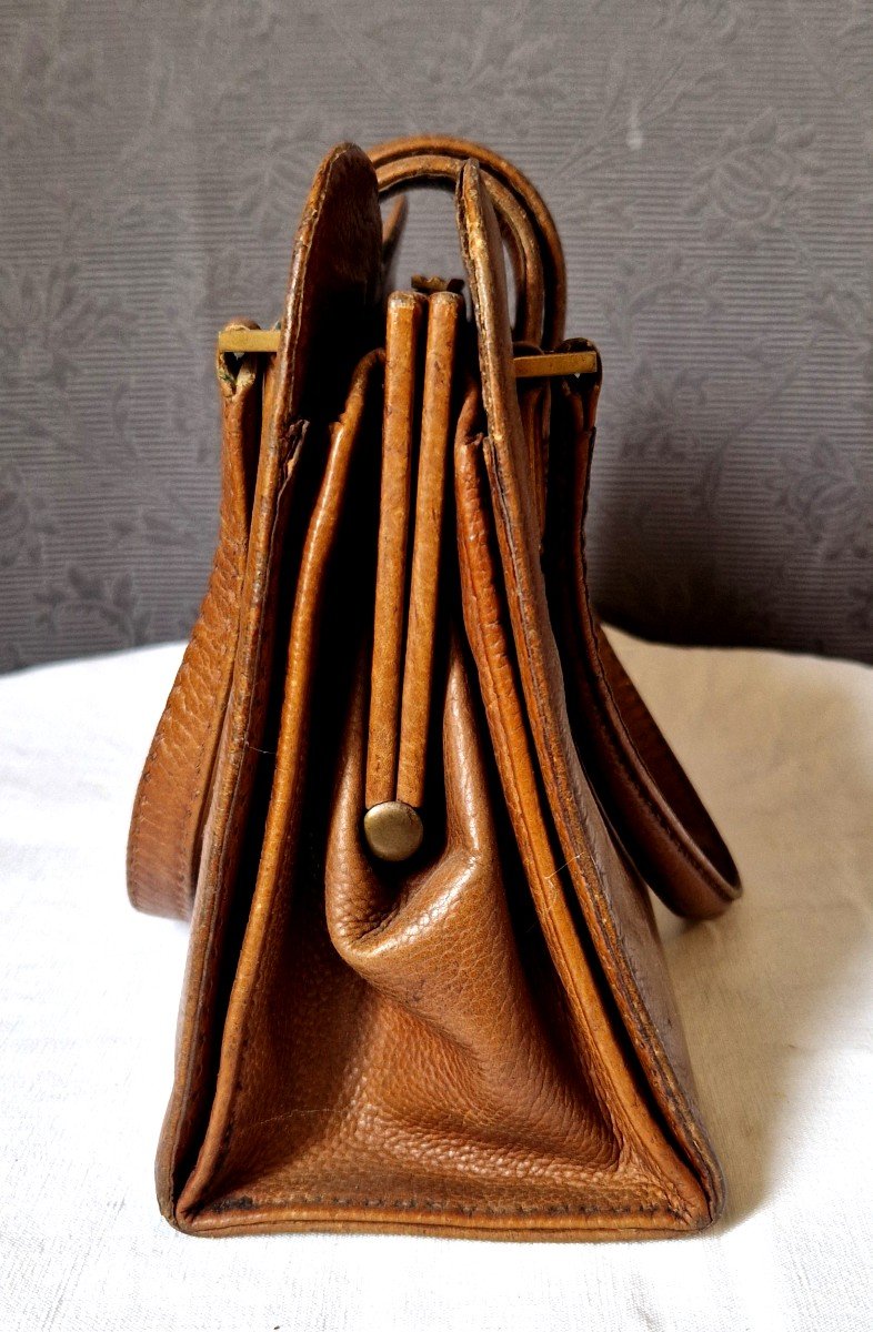 Leather Handbag -photo-1