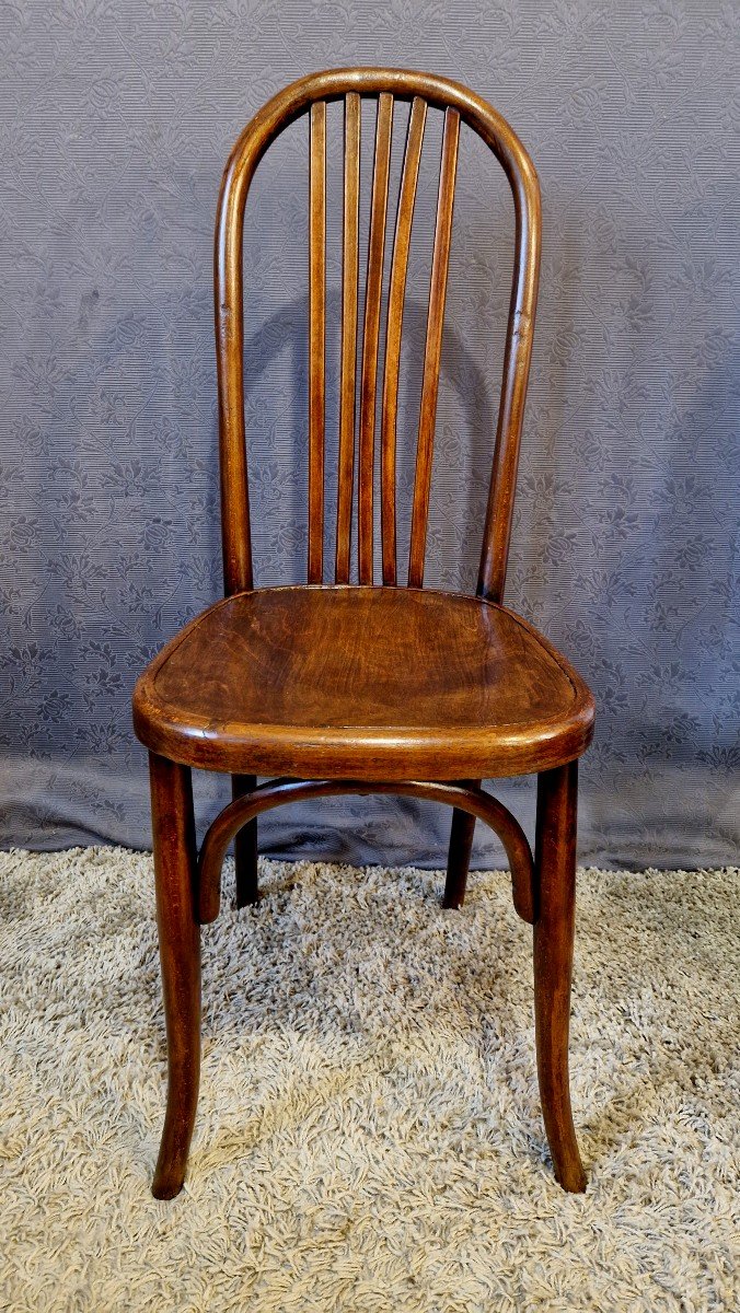 Chaise En Bois Courbé De La Maison Fischel