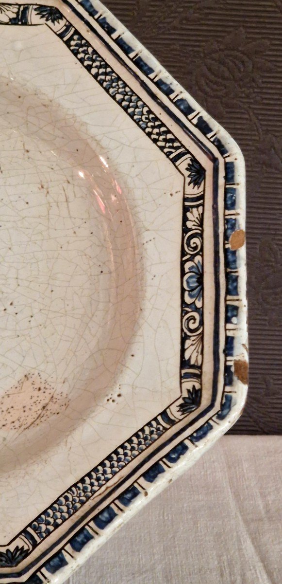 18th Century Rouen Earthenware Dish-photo-2