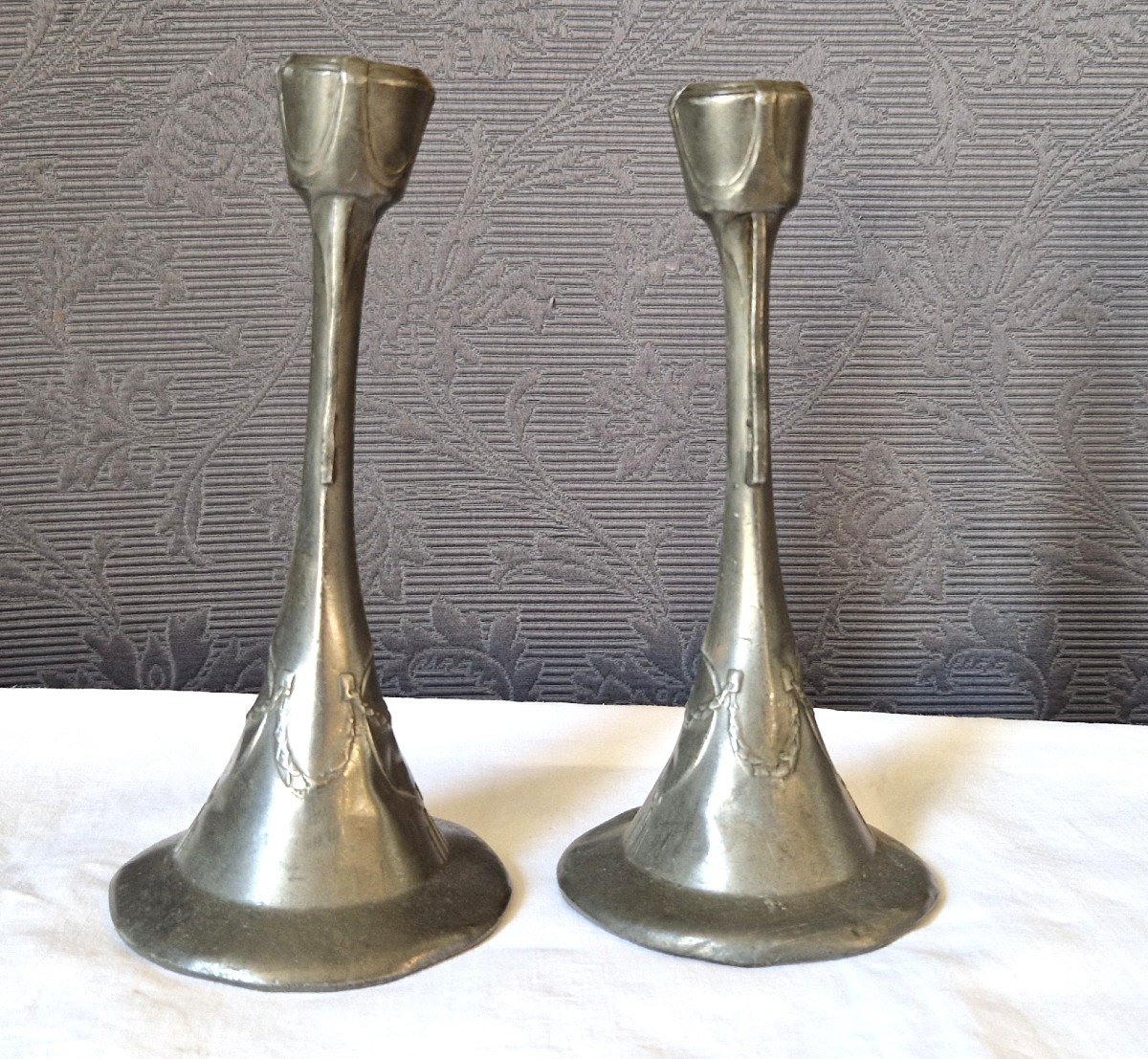 Pair Of Art Nouveau Pewter Candlesticks-photo-3