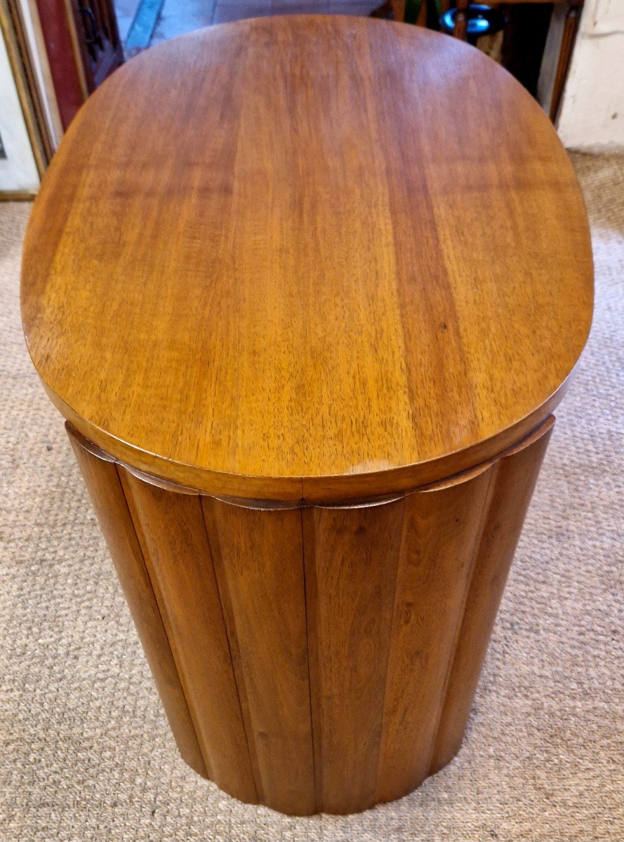 Art Deco Walnut Coffee Table-photo-4