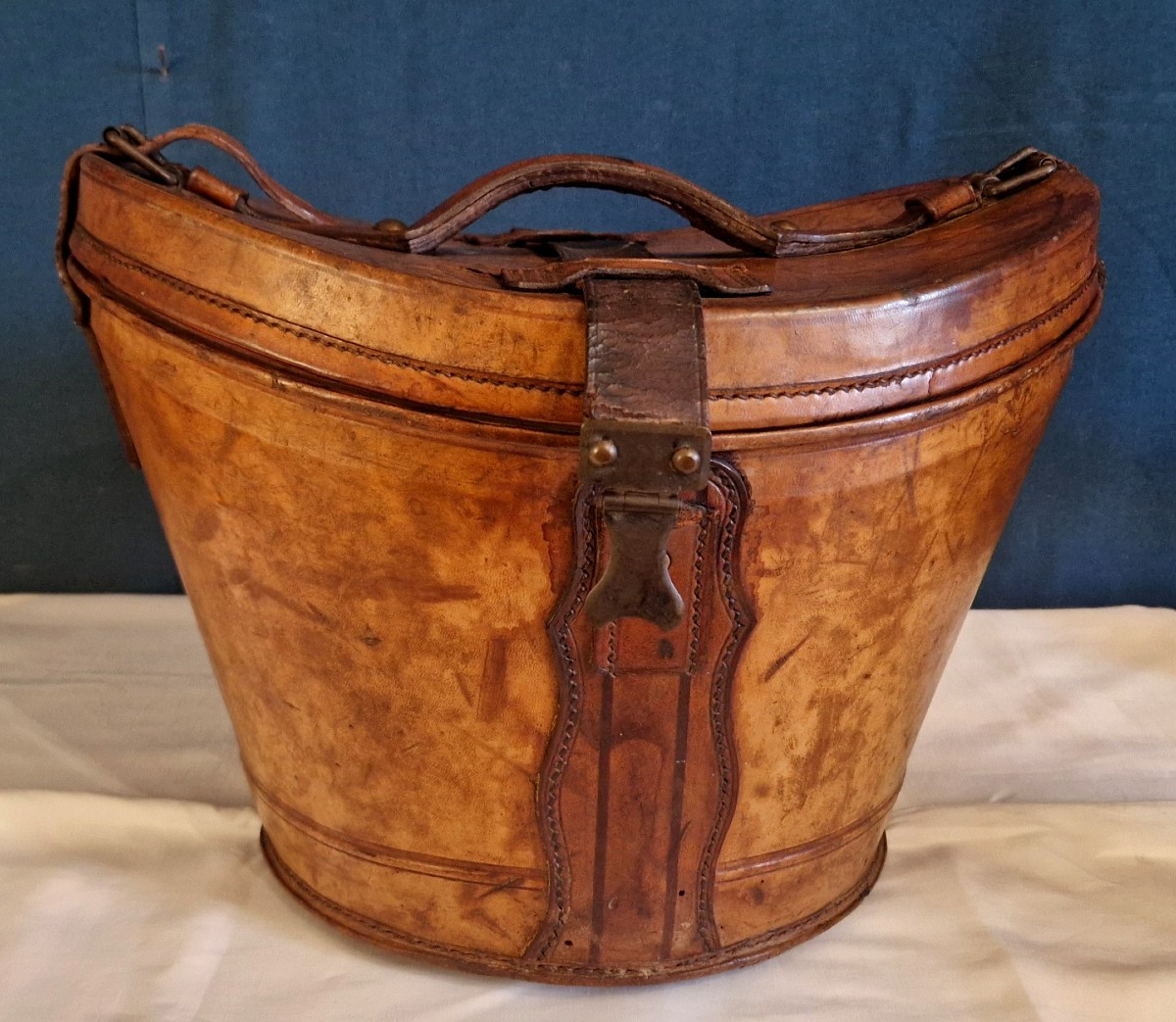 Leather Hat Box-photo-2