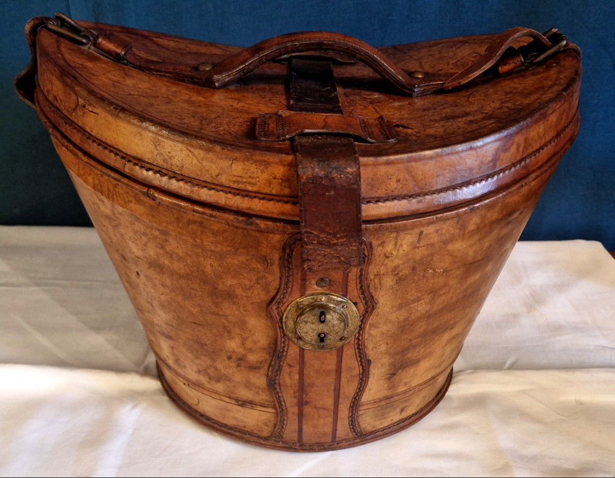 Leather Hat Box-photo-4