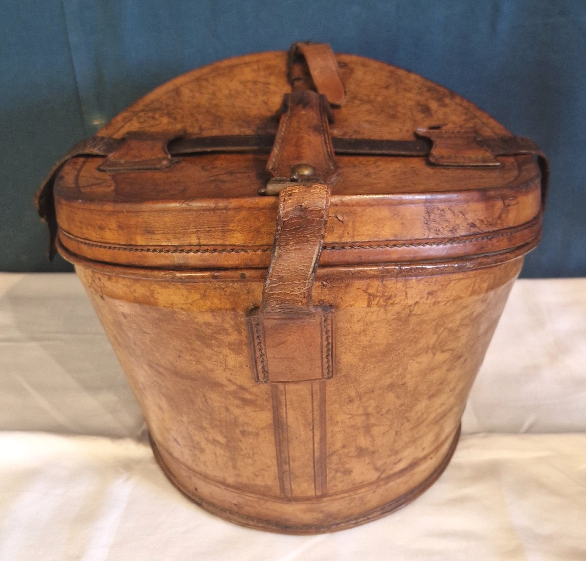 Leather Hat Box-photo-6