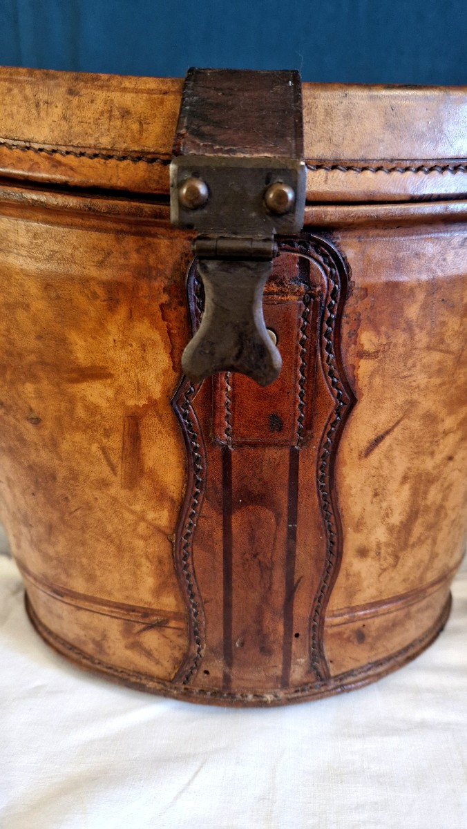 Leather Hat Box-photo-8