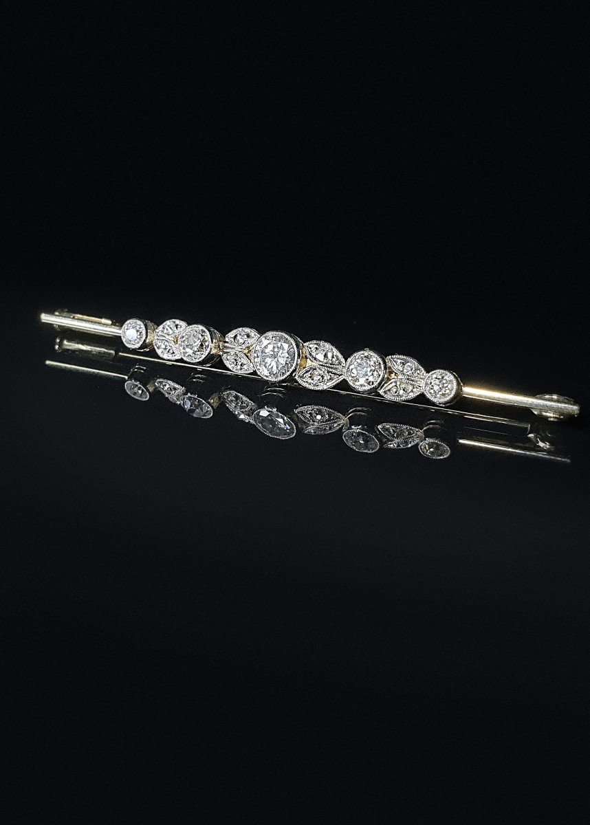 Platinum And Diamond Art Deco Brooch