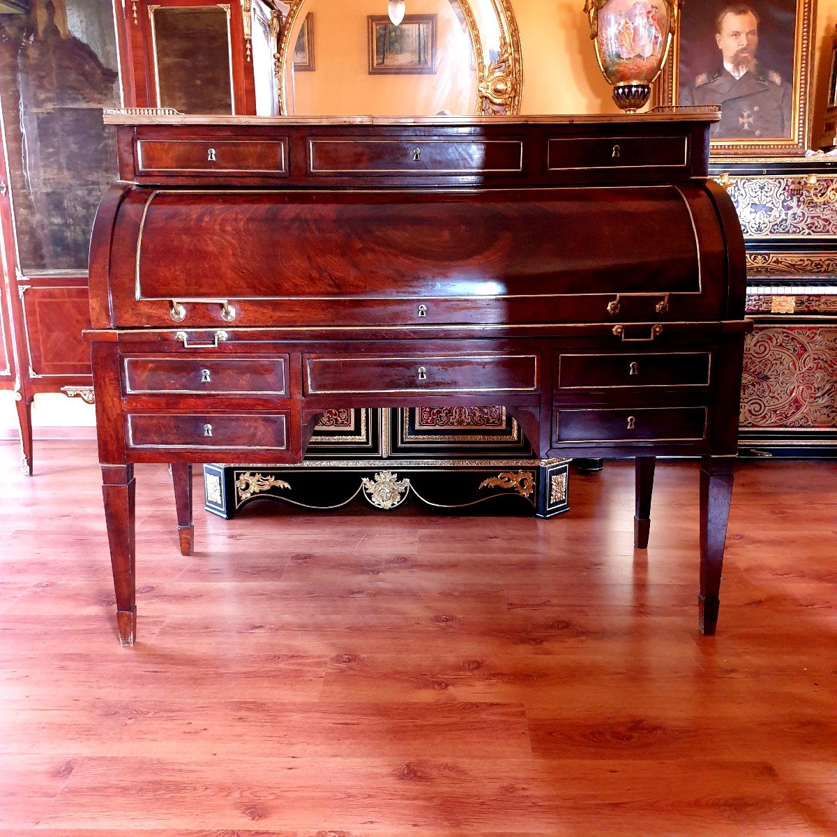 Important Mahogany And Mahogany Veneer Cylinder Desk, Opening, Circa 1790-photo-3