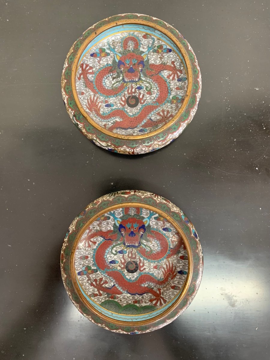 Pair Of "dragons & Sacred Pearls" Cups, China-photo-2