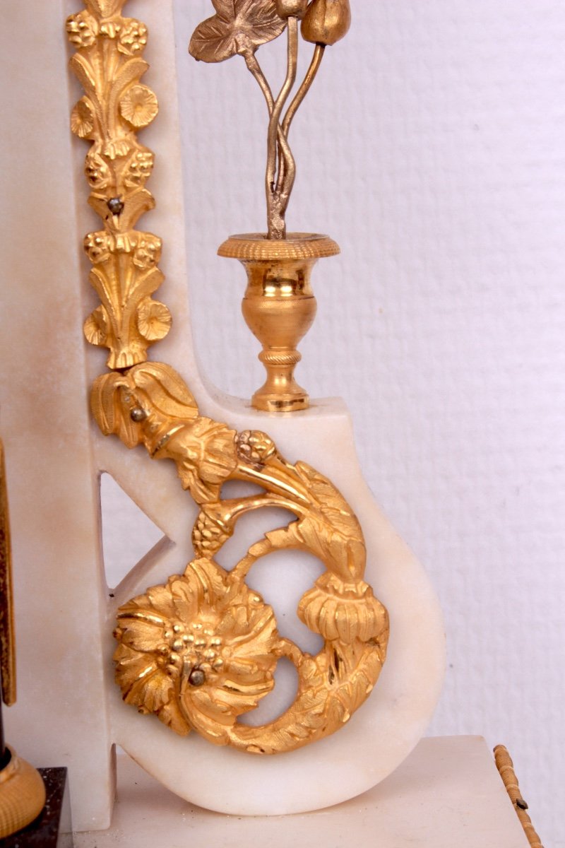 A Withe Marble And Ormolu Louis Louis XVI Eagle Pendulum-photo-2