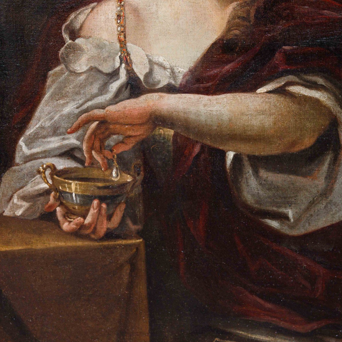 Cleopatra Melts The Pearl Earring In Vinegar-photo-4