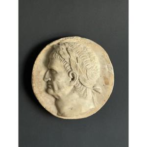 Sculpture Médaillon Portrait Homme Marbre Empereur Romain Rome à l'Antique XIXe