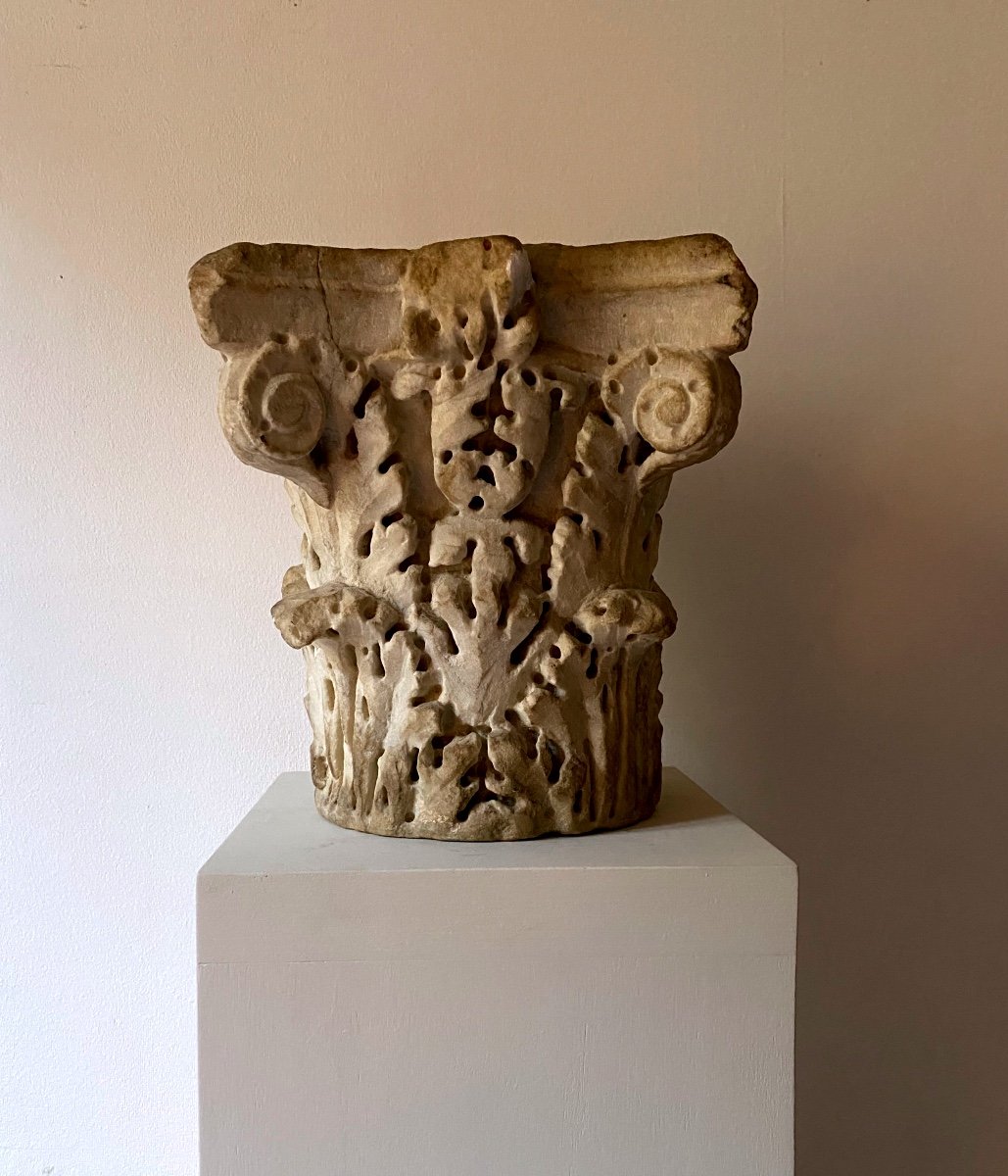 Corinthian Roman Capital Iie-iiie . Carrara Marble Italy Ancient Architectural Element-photo-2