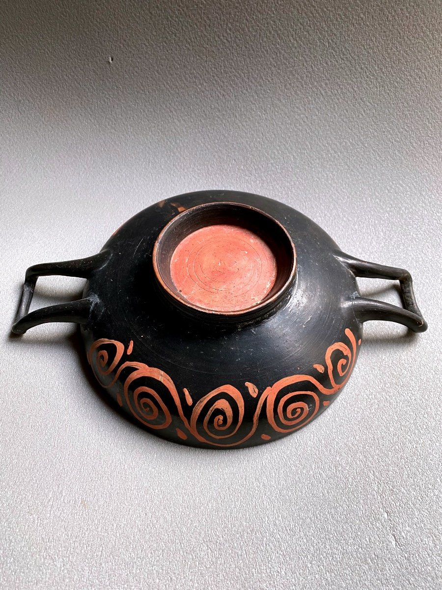 Ancient Kylix Cup On Foot With Red Overpainted Decoration Great Greece Apulia Italy IV Bc-photo-2