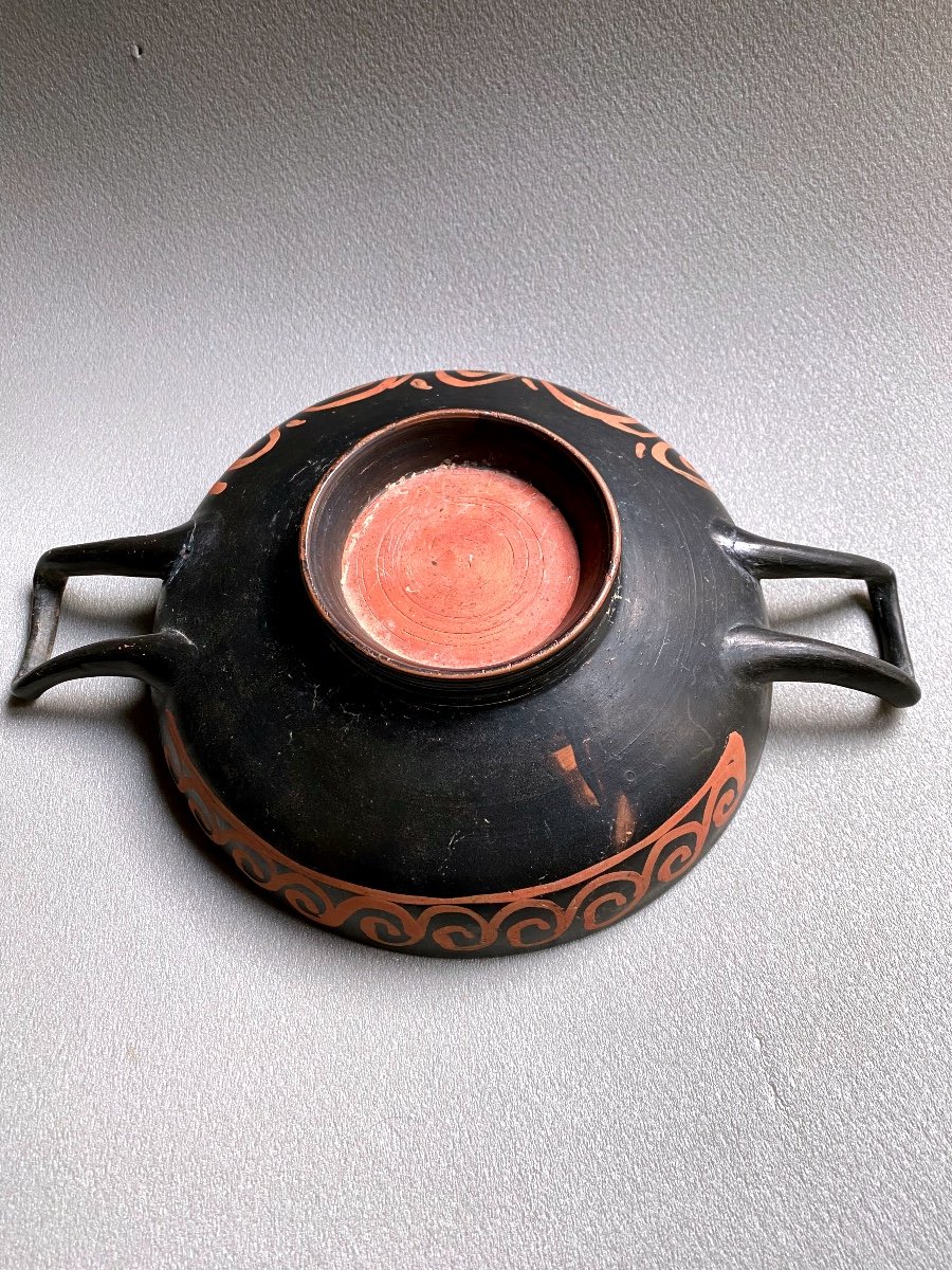 Ancient Kylix Cup On Foot With Red Overpainted Decoration Great Greece Apulia Italy IV Bc-photo-4