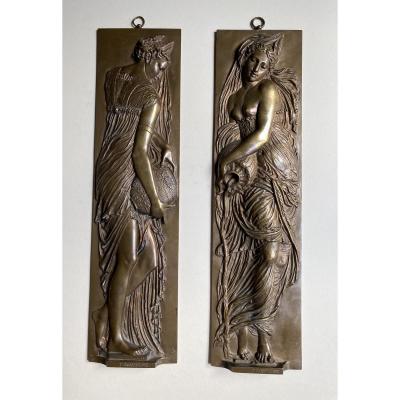 Deux Bas-Reliefs en bronze d’après Jean Gougon - Fontaine Des Nymphes à Paris Barbedienne XIX