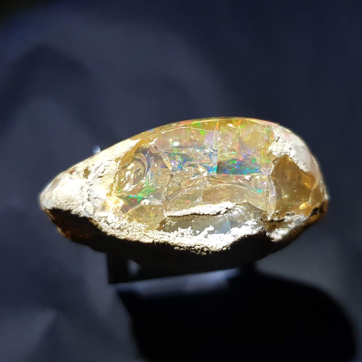 Large Opal - 4.8 Cms - 46 Grs - Ethiopia -photo-3