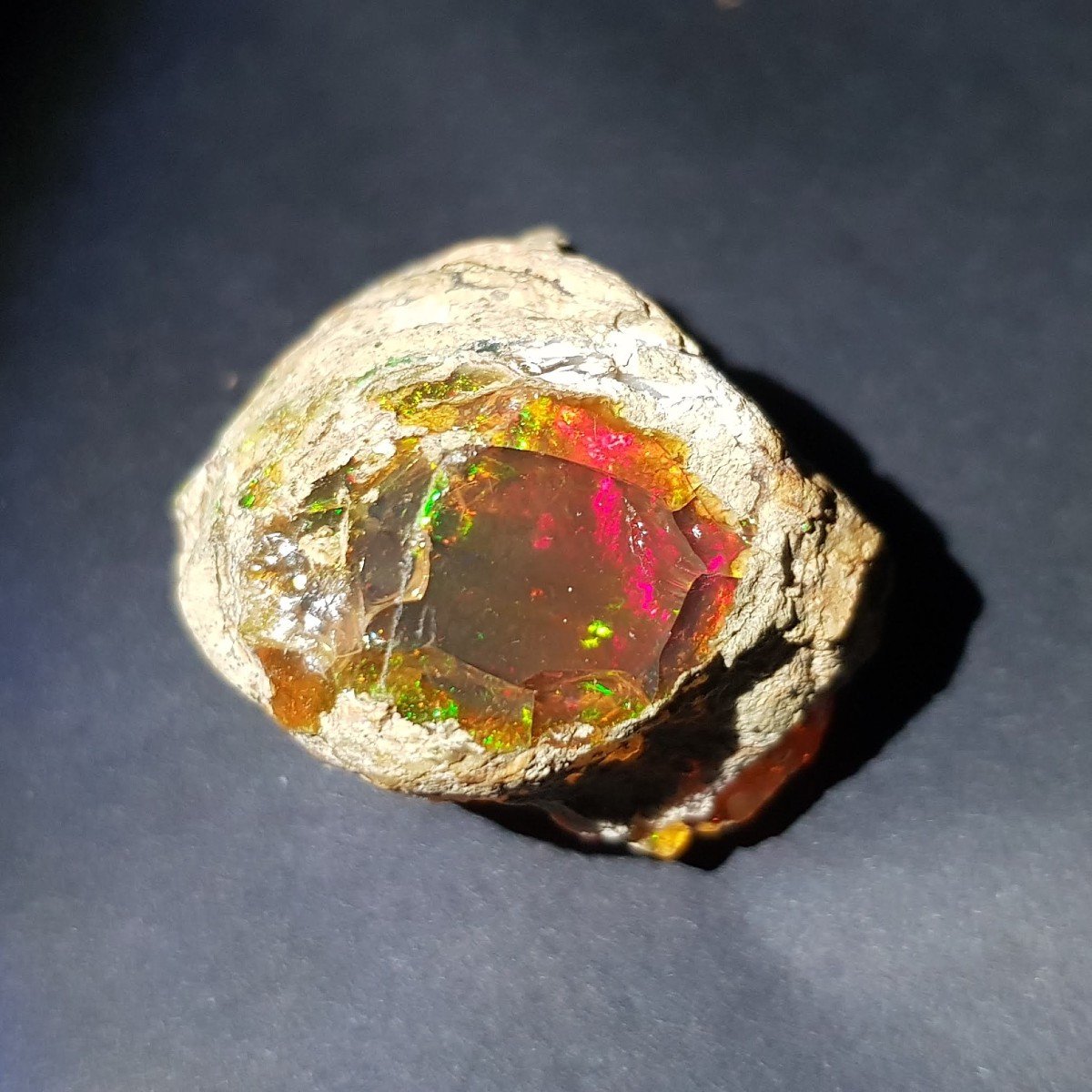 Large Precious Opal - 3.5 Cms - 18 Grs -photo-2