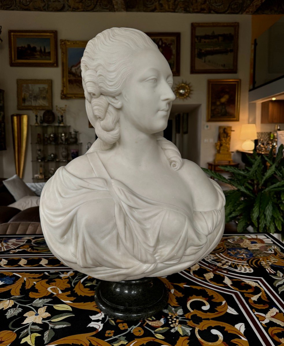 Important Carrara Marble Bust From The 19th Century