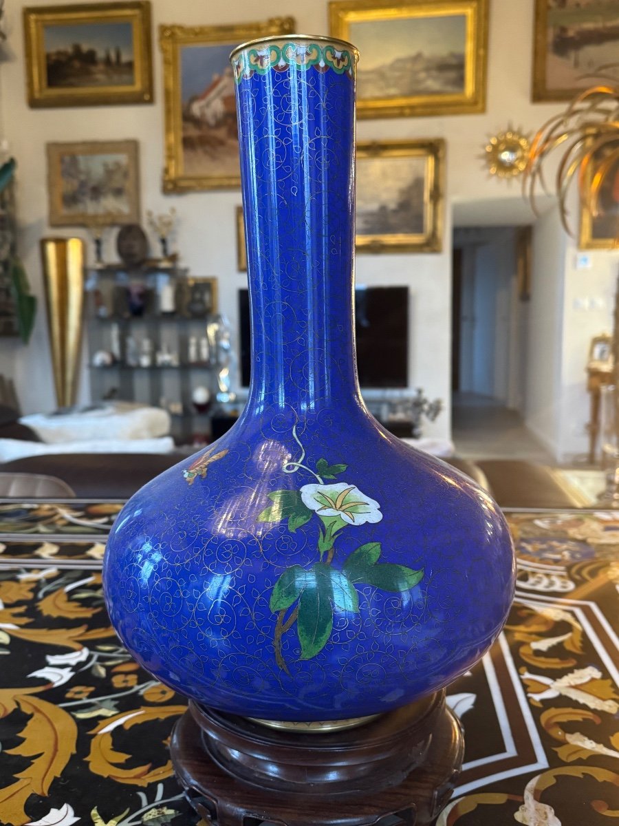 Chine : Grand Vase En Bronze Cloisonné  à Décor De Fleurs De Prunier-photo-1