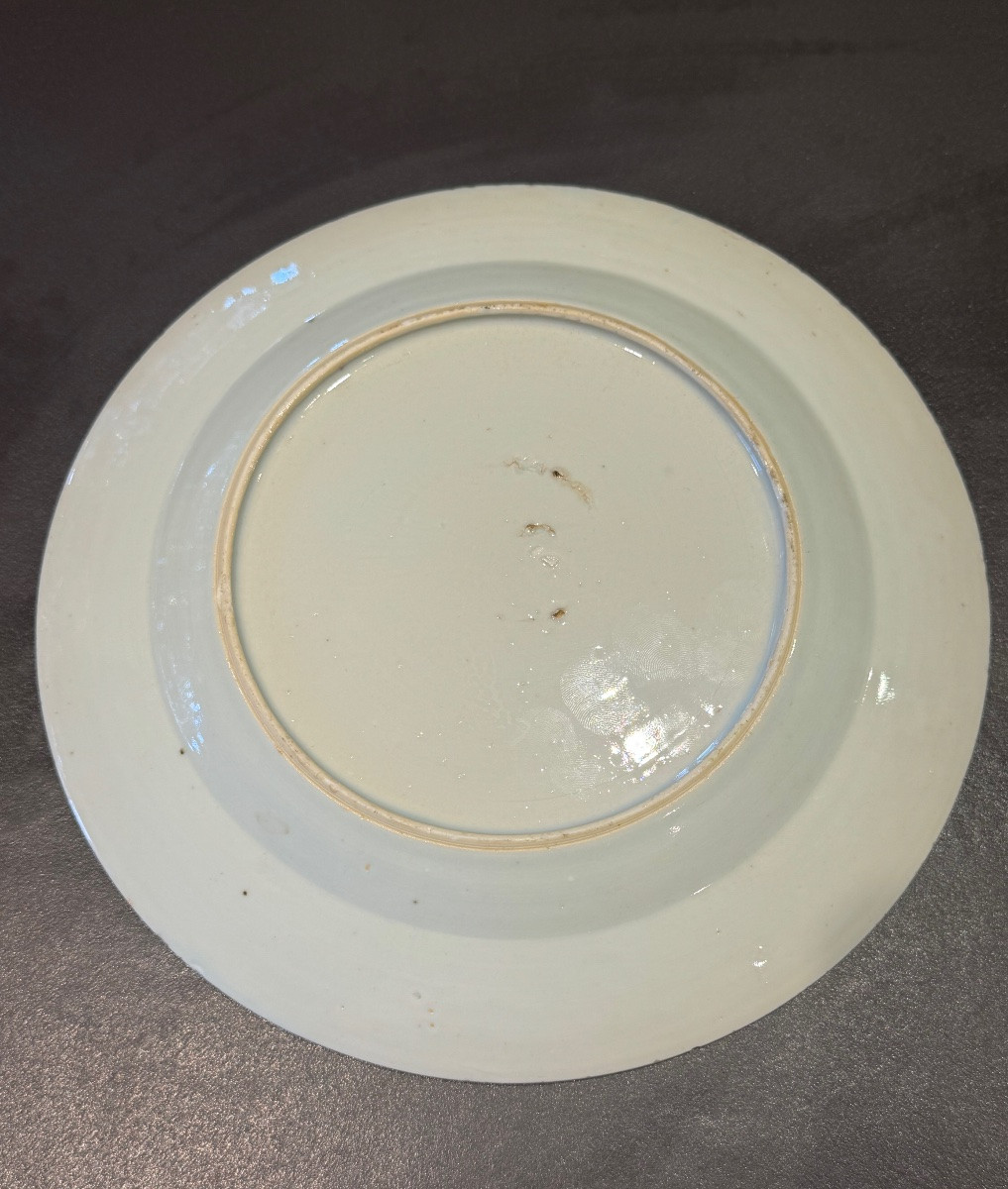 18th Century Porcelain Plate From The East India Company -photo-3