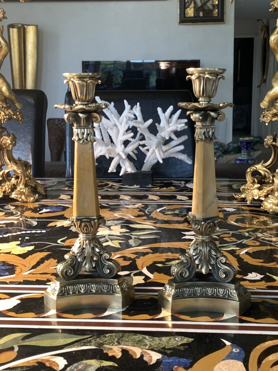 Pair Of Restoration Period Candlesticks In Bronze And Siena Marble-photo-4