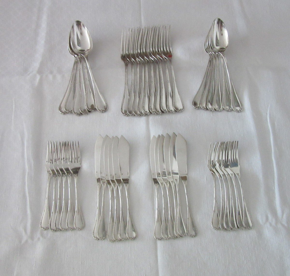 Christofle Cutlery Set Crossed Ribbon Model