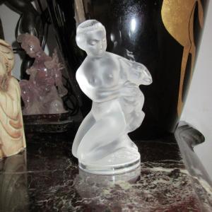 Lalique Crystal Statue "woman With Lamb"