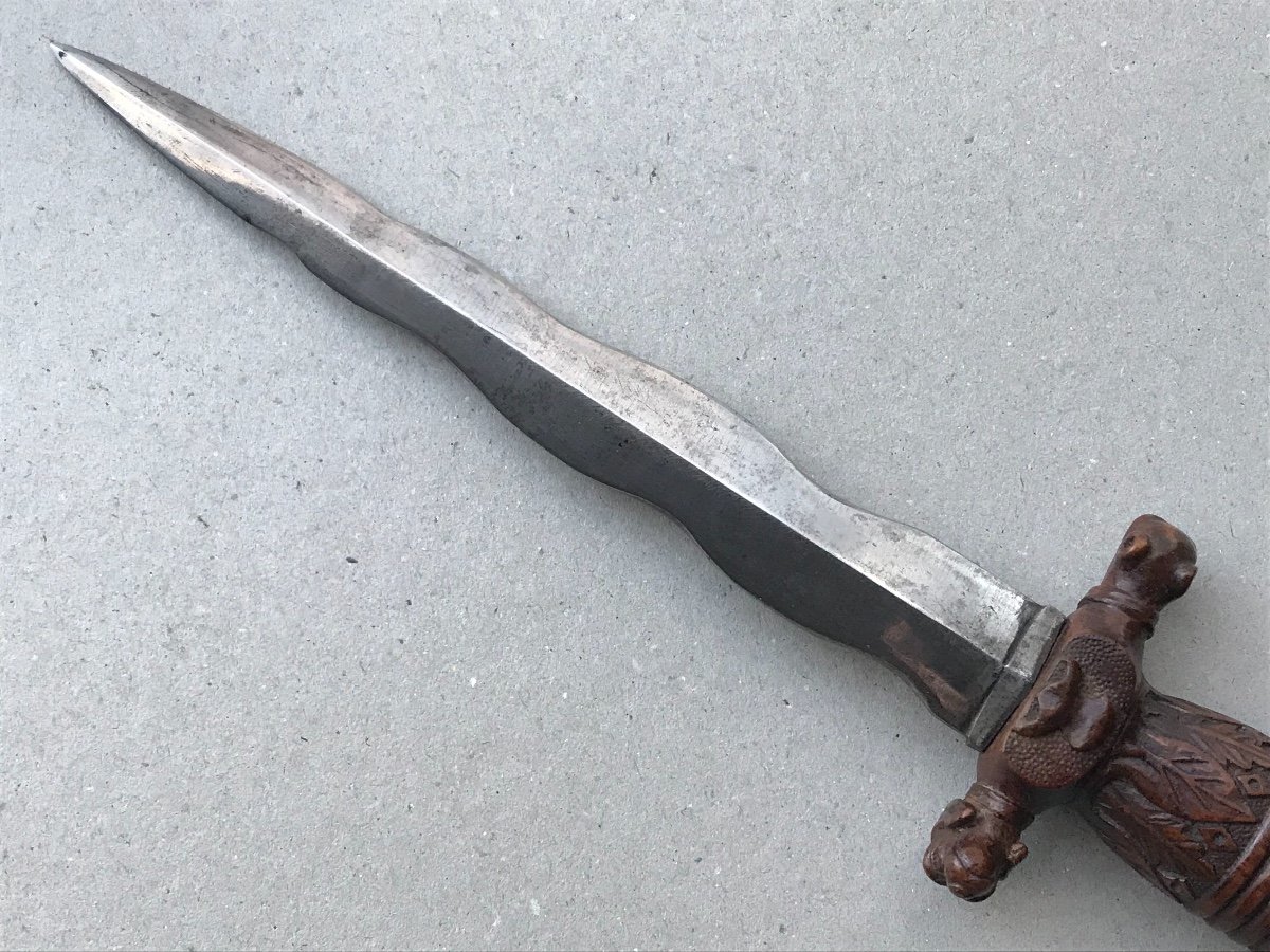 Dagger / Hunting Knife With Hand Carved Grip-photo-6