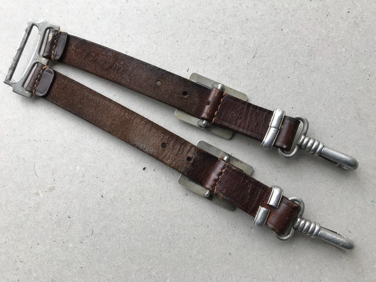 Hangers For Officer's Dagger Of The German Rad Service-photo-2