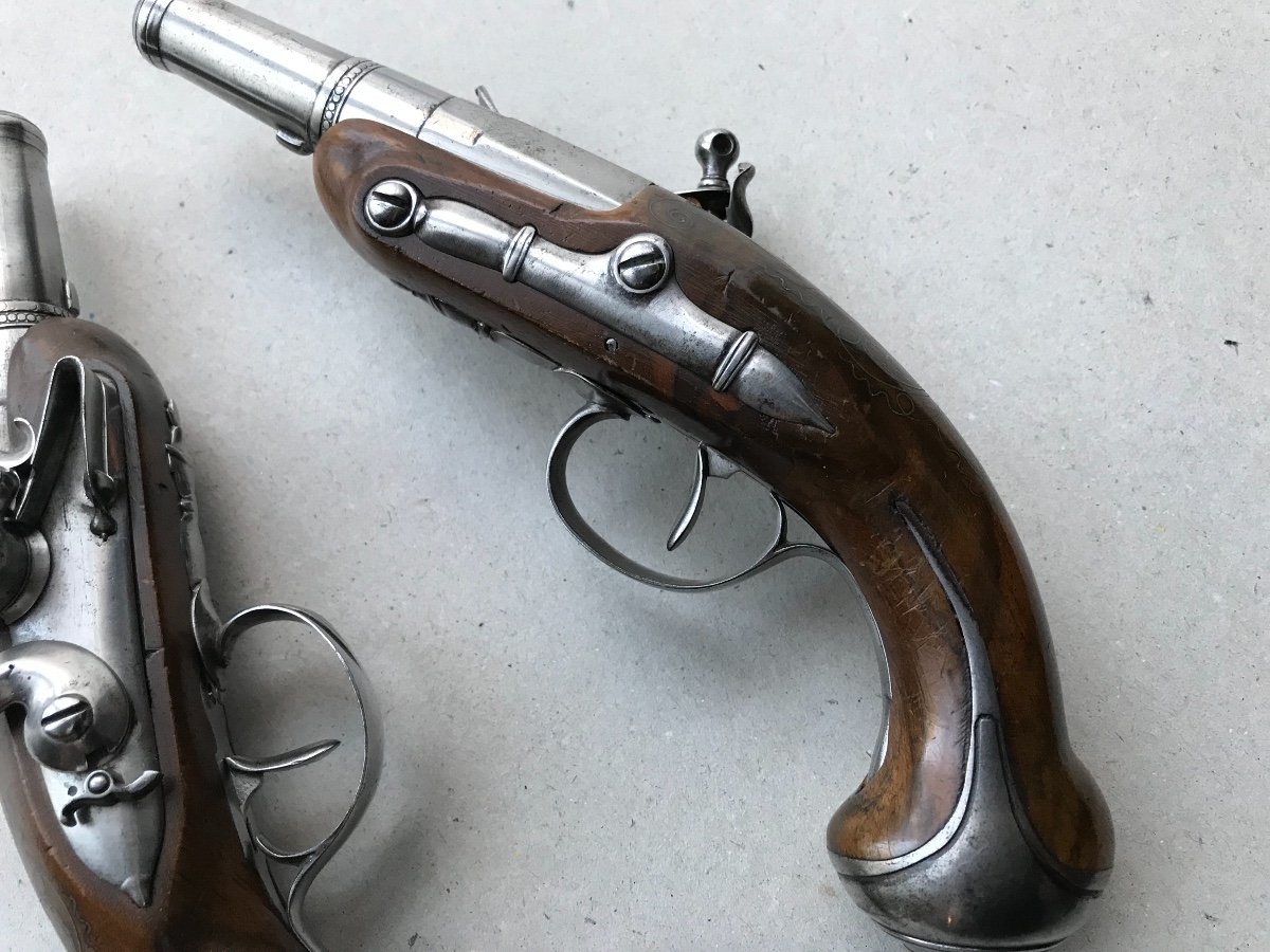 Small Pair Of Flintlock Pistols-photo-3