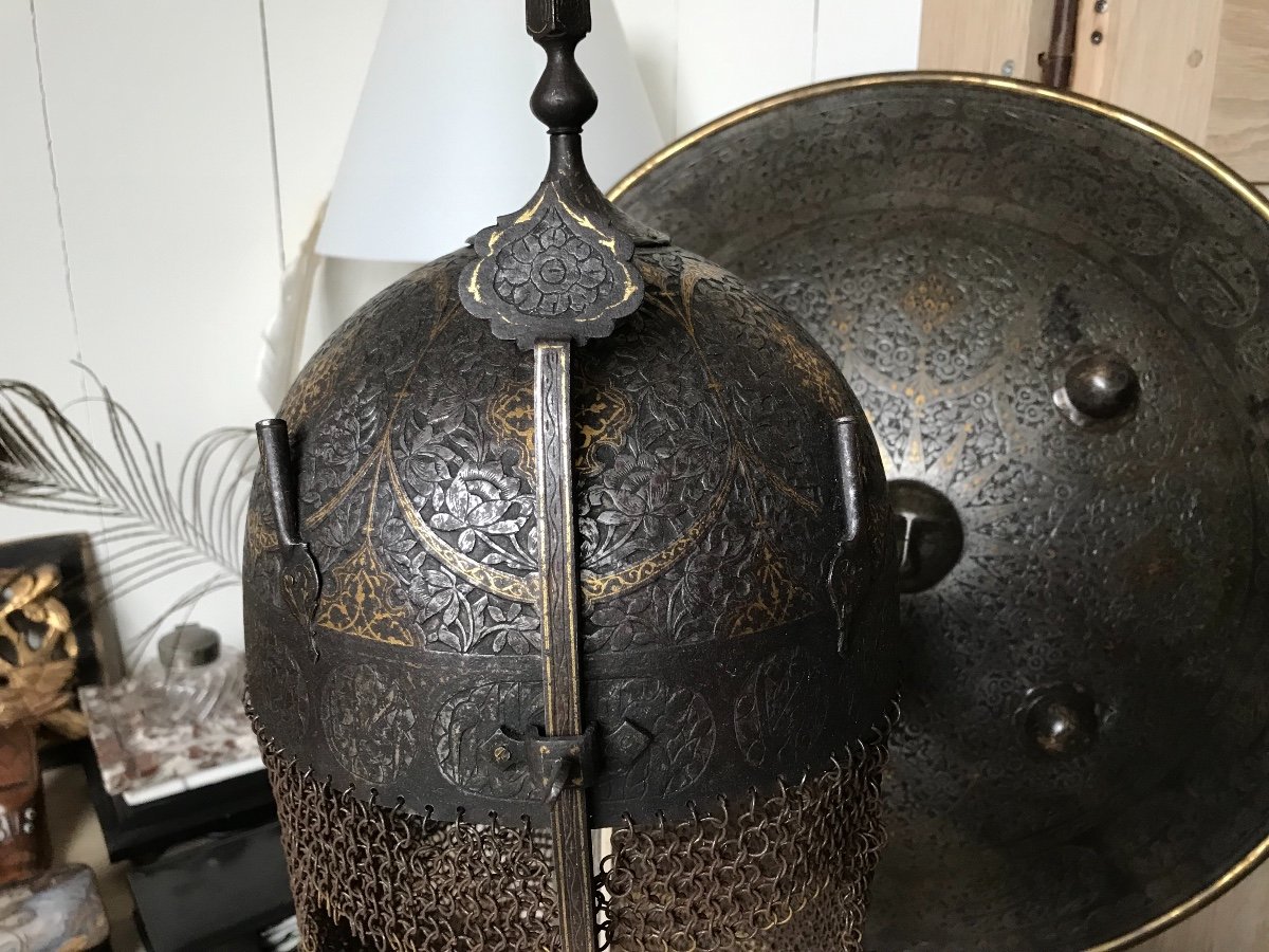 Persian Armor Set Of Helmet, Shield And Bazu Band-photo-3