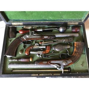 Case Set Of 4 Dueling And Pocket Percussion Pistols, Signed Chaubet In Bordeaux