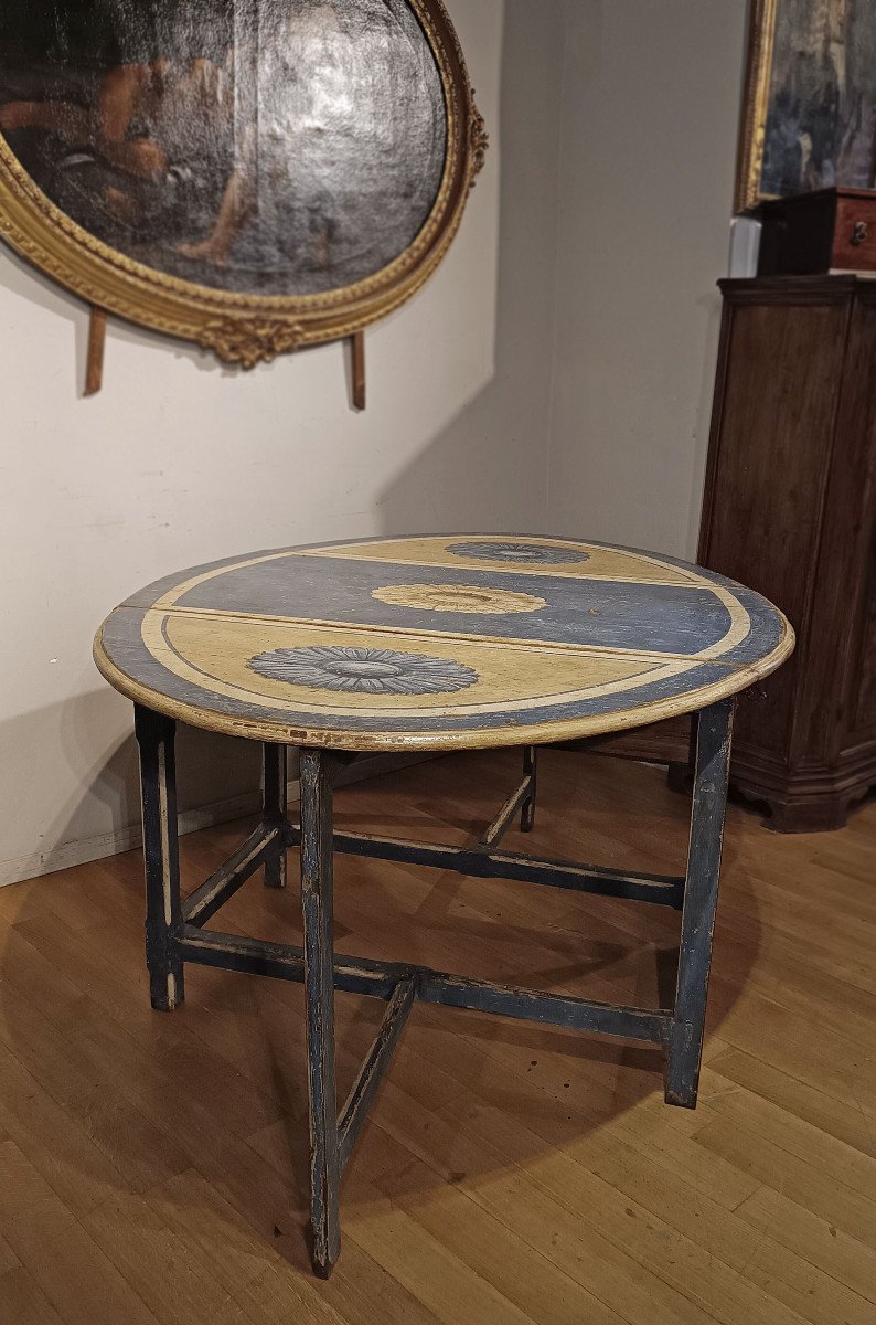 End Of 17th-early 18th Century Painted Openable Table -photo-4