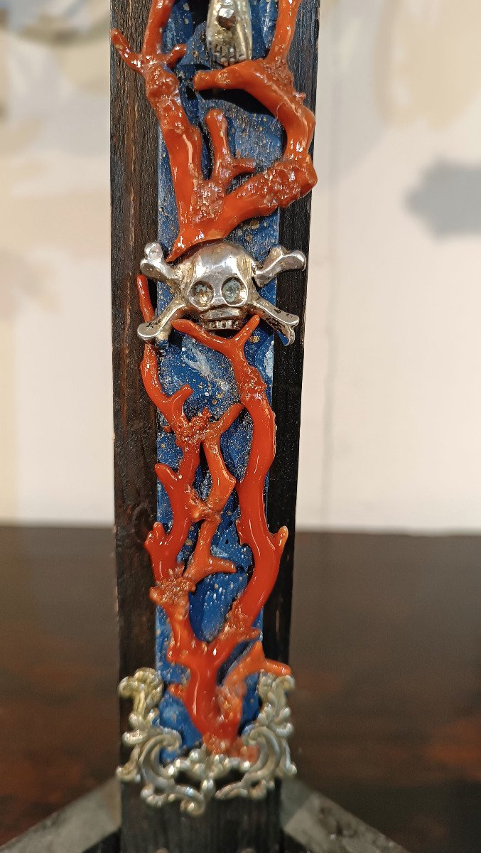 End Of The 18th Century Wall Crucifix In Silver And Coral -photo-2