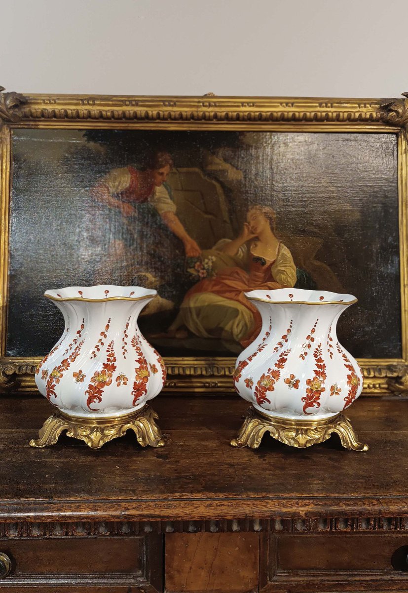 First Half Of The 19th Century Pair Of Porcelain Vases With Flowers -photo-2