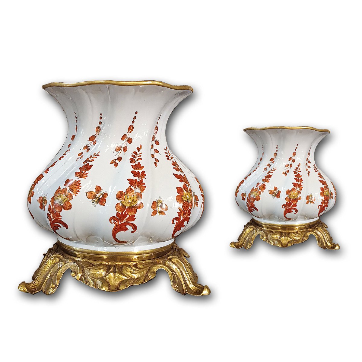 First Half Of The 19th Century Pair Of Porcelain Vases With Flowers 