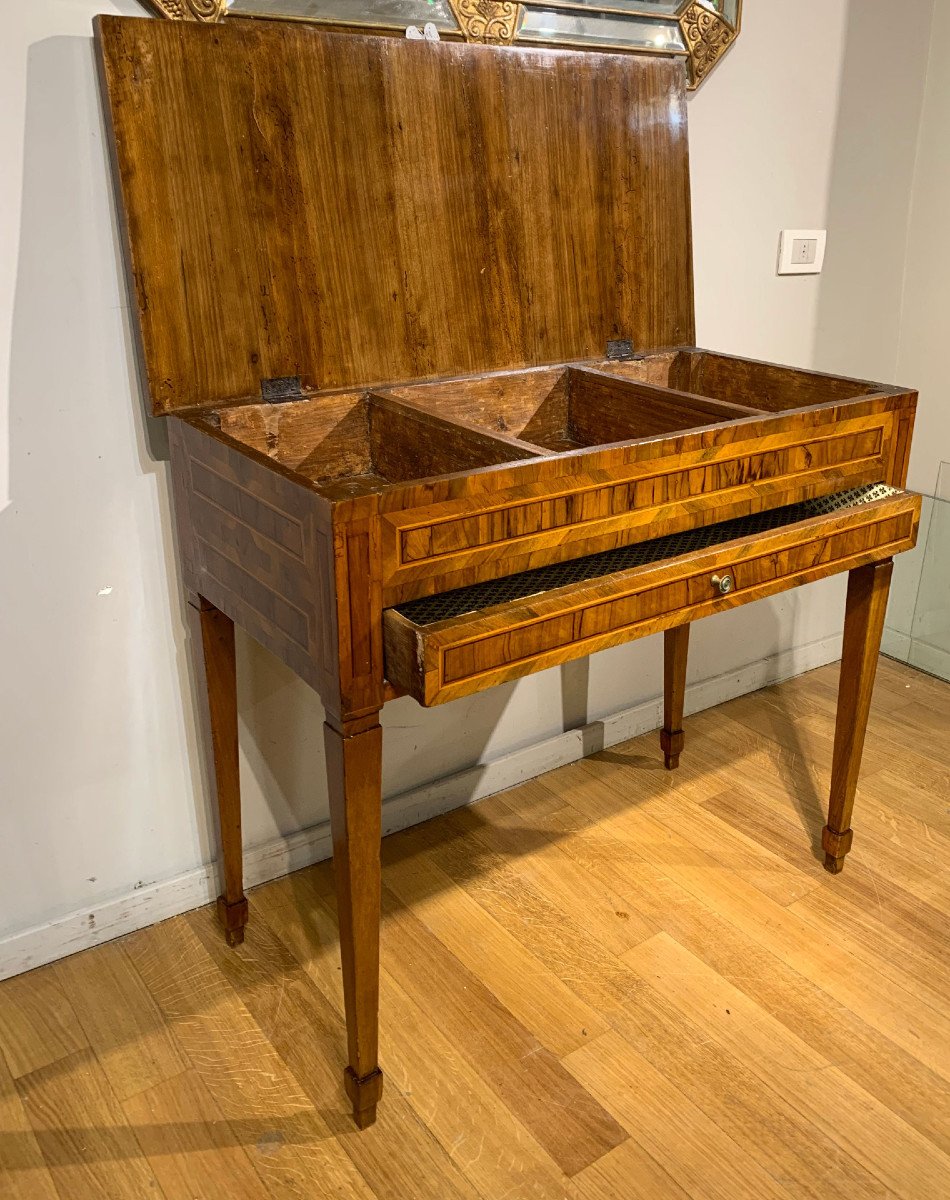 Second Half Of The 18th Century Neoclassical Inlaid Table -photo-2